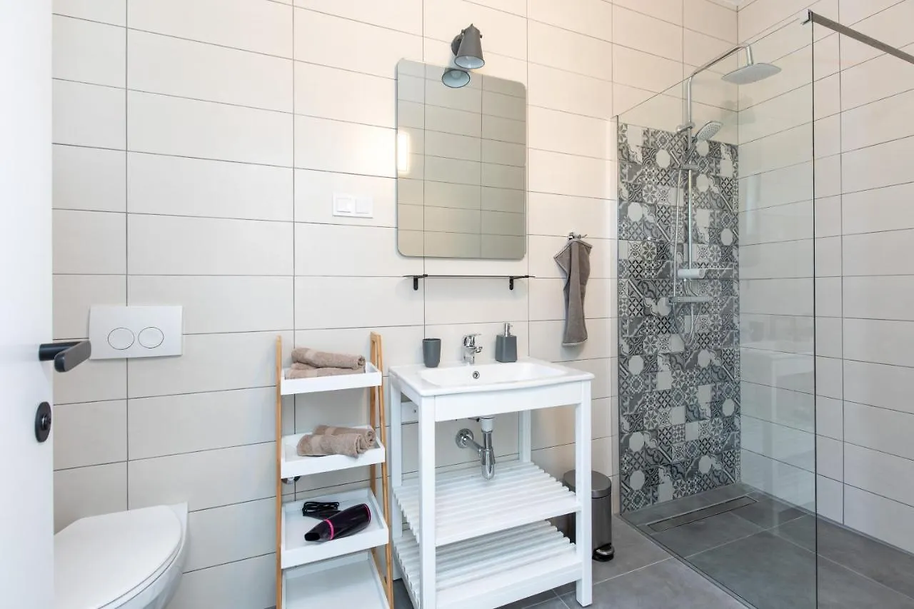 Villa Sandrina Vrh  0*, Vrh (Krk) Chorvatsko